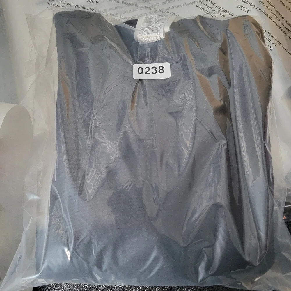 Champion Reverse Weave Sweatshirt Mens Size M Black fleece lined Crewneck Logo - Picture 7 of 9